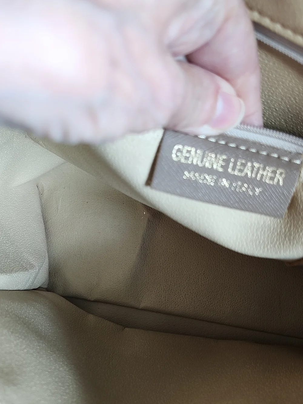 Island Cashmere NWOT Taupe Medium Leather Hampton Convertible Satchel/Tote, $295